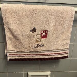 Embroidered Cream Bath Towel with Butterfly Design